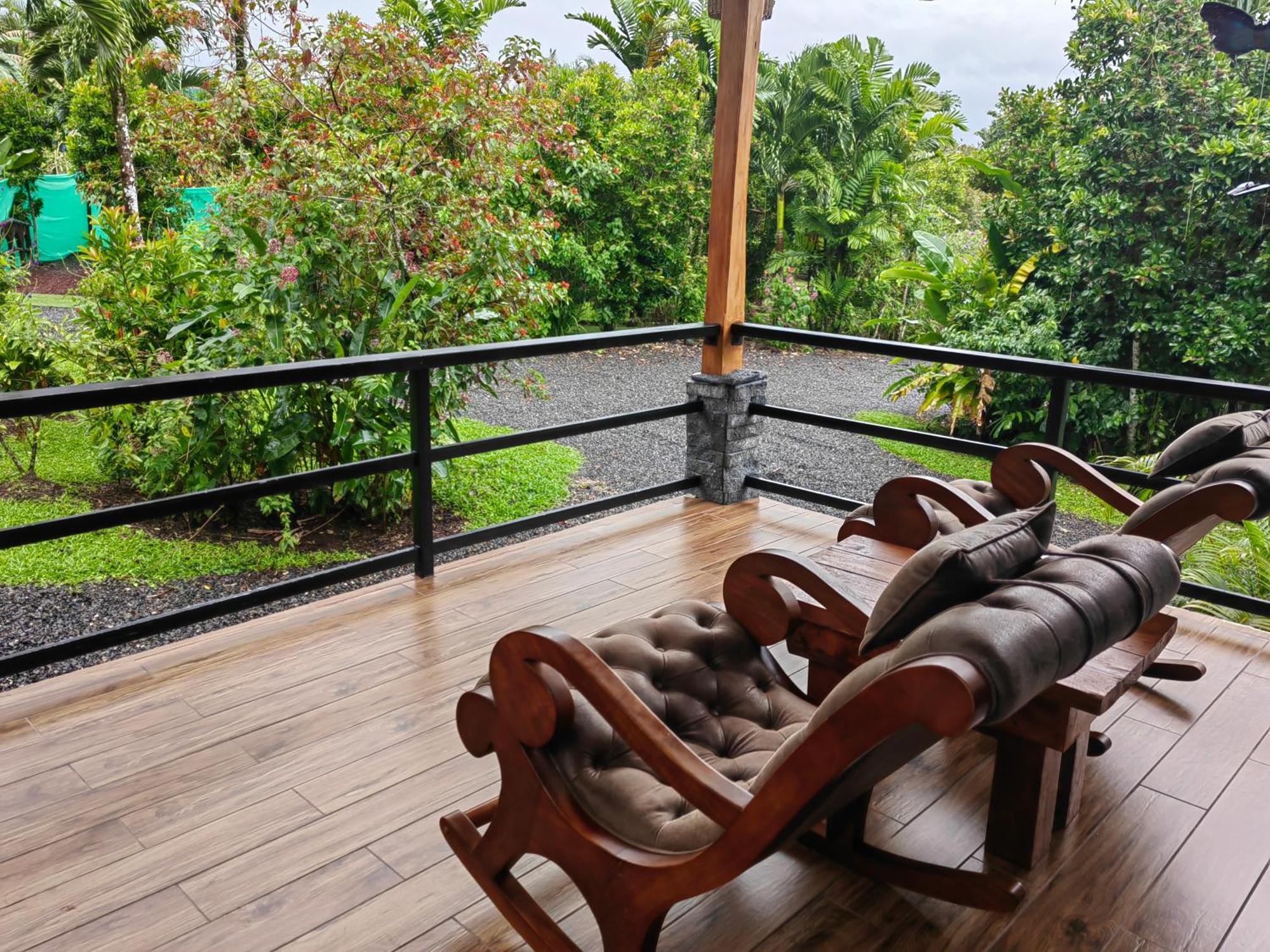 Hotel Roca Negra Del Arenal La Fortuna Exterior photo